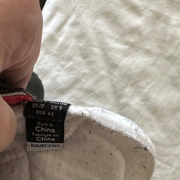 Bauer Vapor Black and Red Hockey Skates Size 10 - Picture 11 of 14